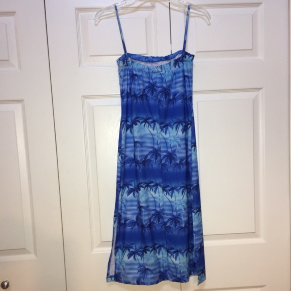 HAWAIIAN DRESS MADE IN HAWAII THAT YOU WILL LOVE - Picture 2 of 4